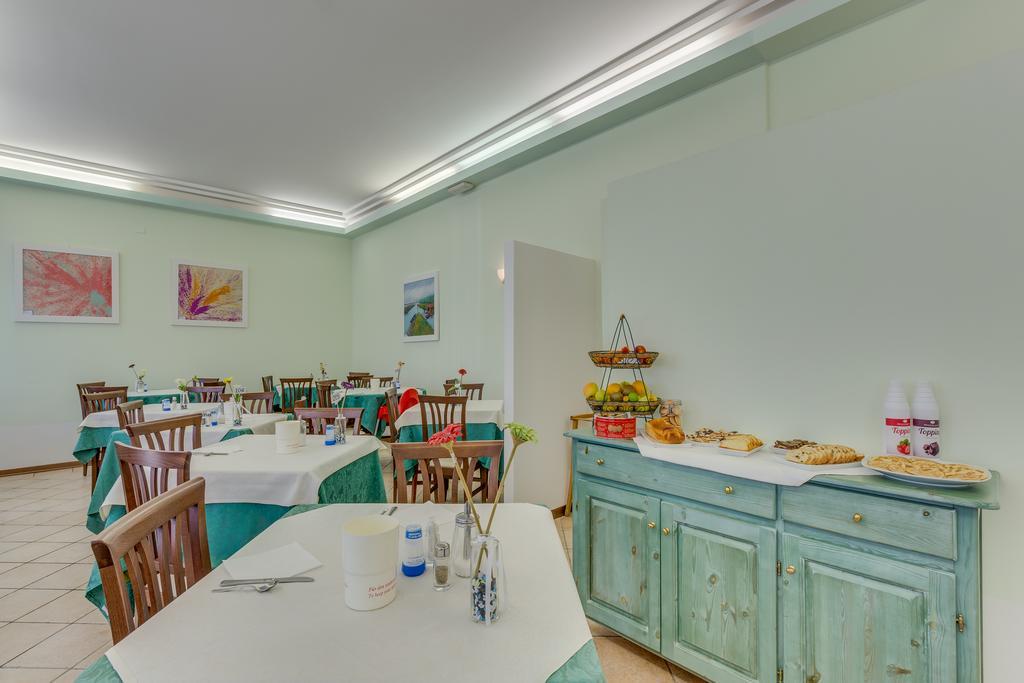 Hotel Austria Caorle Ngoại thất bức ảnh