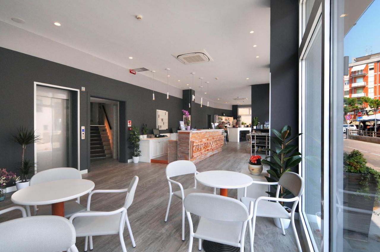 Hotel Austria Caorle Ngoại thất bức ảnh