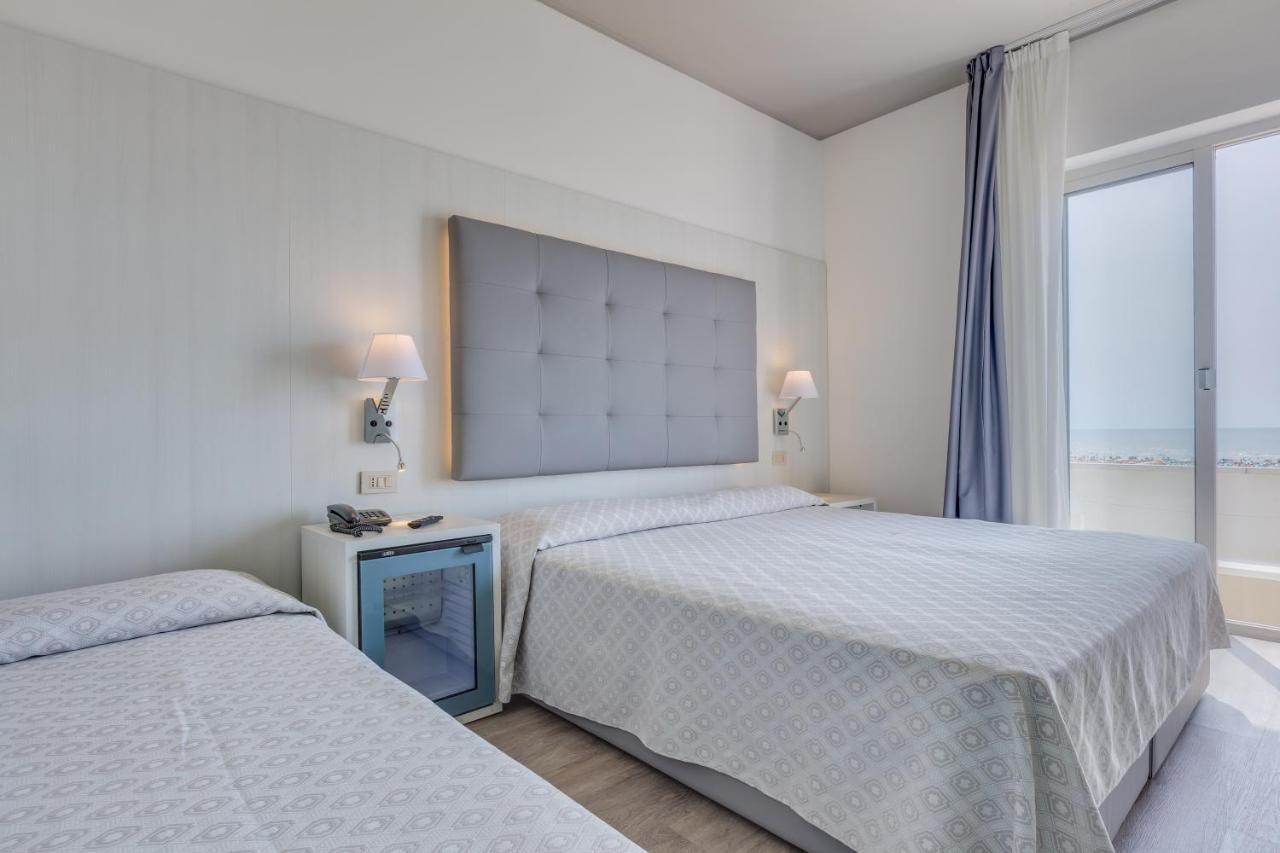 Hotel Austria Caorle Ngoại thất bức ảnh